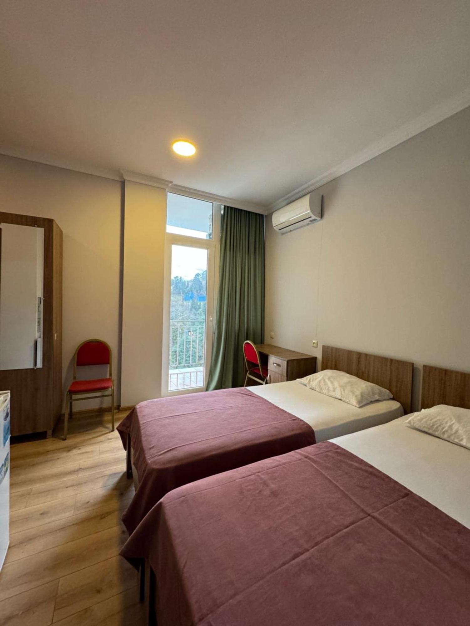 Colibri Apartment Batumi Exterior photo